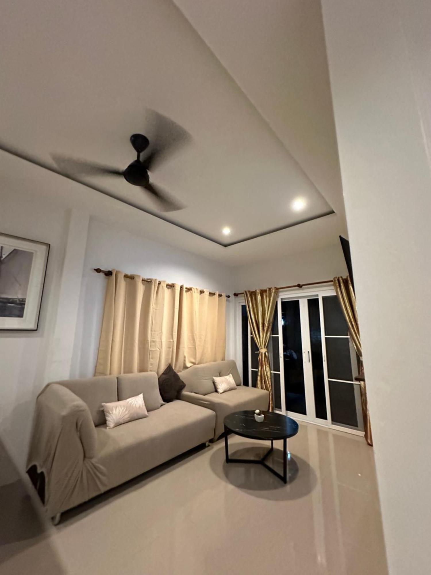 Suntalee House Ξενοδοχείο Nai Yang Beach Εξωτερικό φωτογραφία